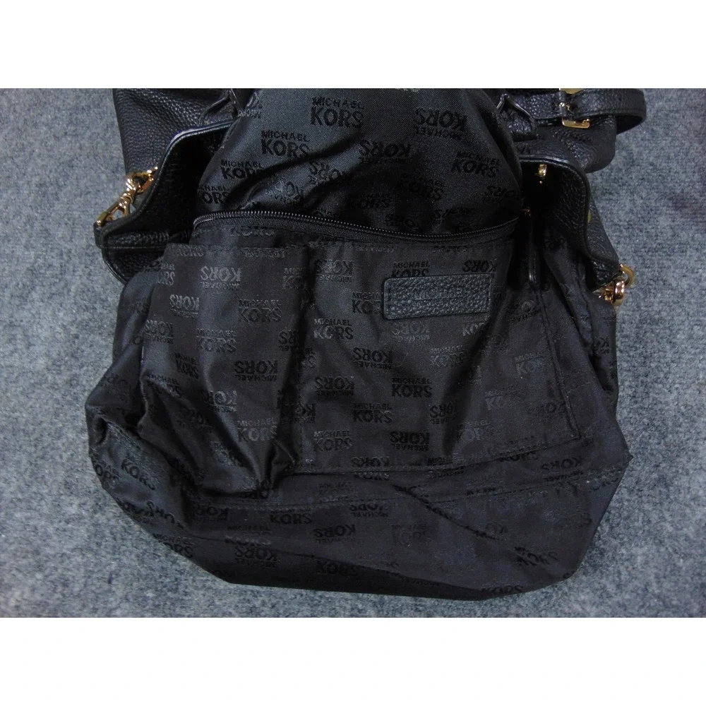 Michael Kors Suri Bucket Purse Black Leather Drawstring Tassel Chain‎ Strap